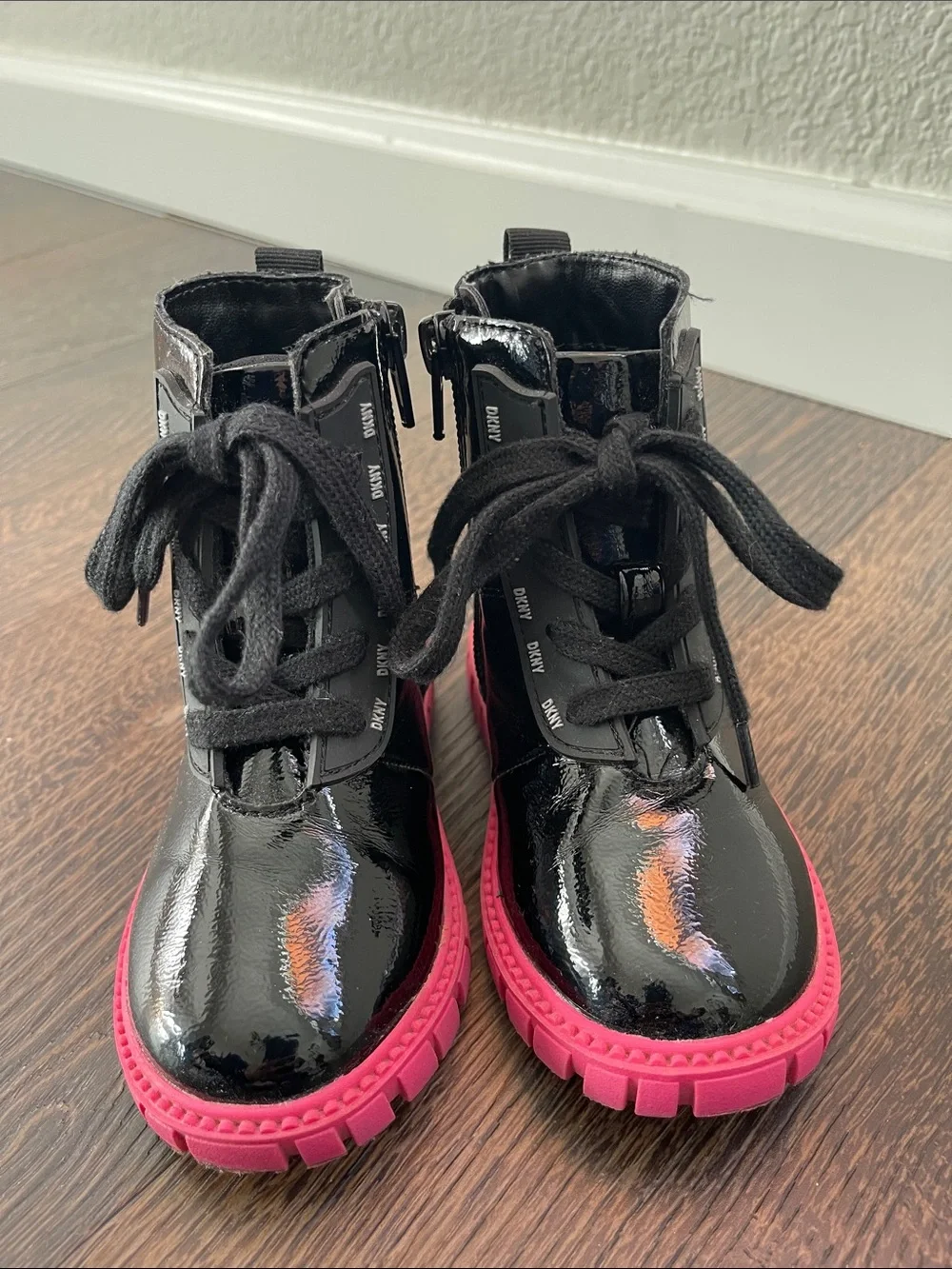 DKNY Toddler Girls Carrie Combat Zipper Closure Lace-Up Boots size 7 toddler